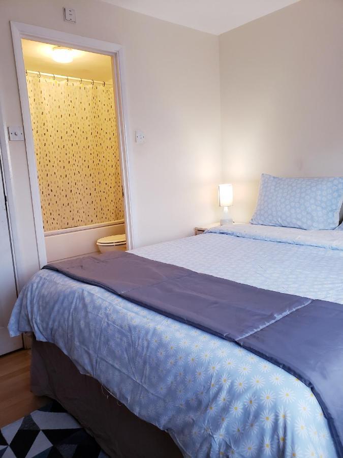 Ensuite Room Near Canal Southall Eksteriør bilde